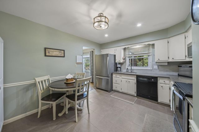 6951 Ardelle Drive, Reynoldsburg, OH 43068