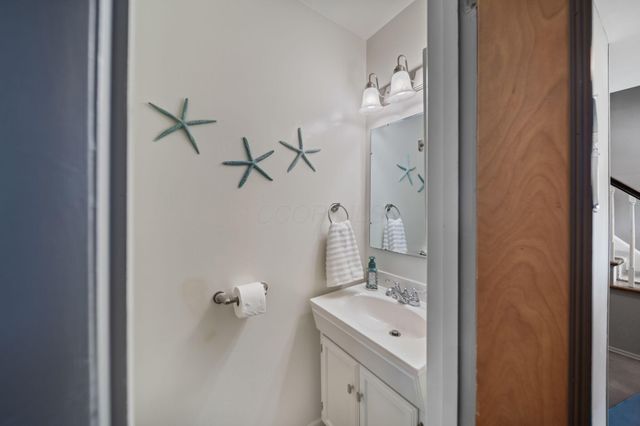 6951 Ardelle Drive, Reynoldsburg, OH 43068