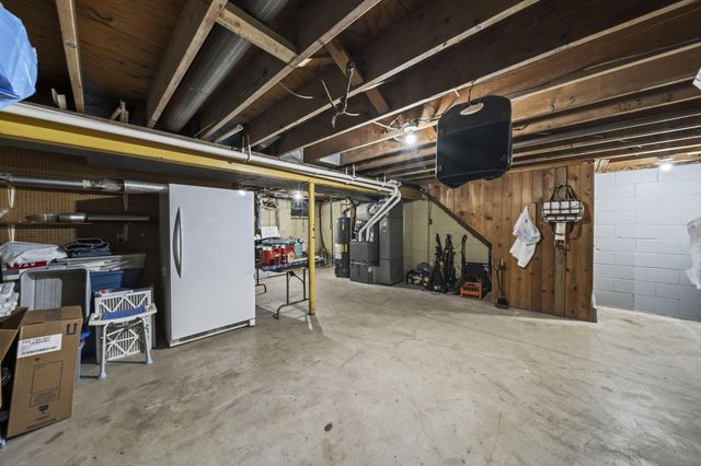6951 Ardelle Drive, Reynoldsburg, OH 43068