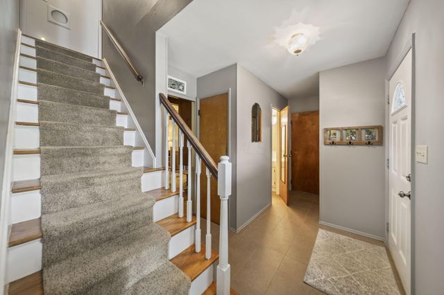 6951 Ardelle Drive, Reynoldsburg, OH 43068