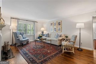 21 Glenald Way NW, Atlanta, GA 30327