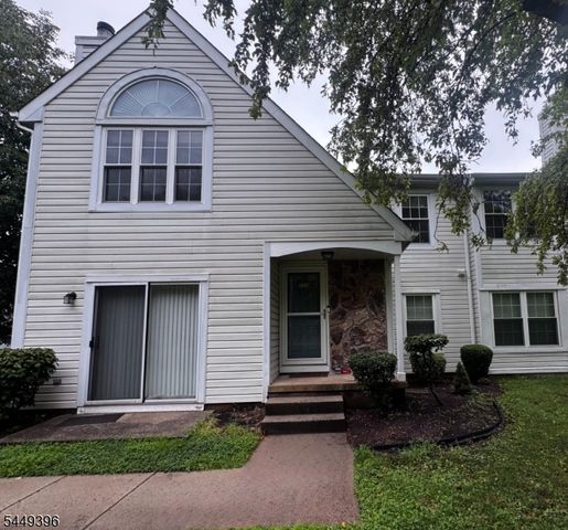 120 Wycombe Pl 120, Franklin Twp., NJ 08873