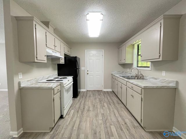 160 Guy Wilson Road, Hazel Green, AL 35750