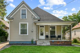 2052 North Grant Avenue, Springfield, MO 65803