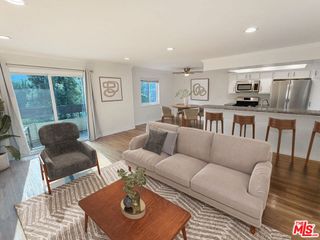 2700 Cahuenga Boulevard 2209, Los Angeles, CA 90068