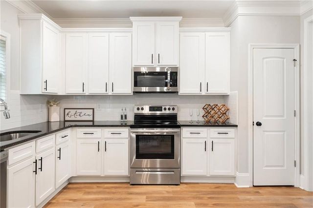 1511 New Hope Road, Locust Grove, GA 30248