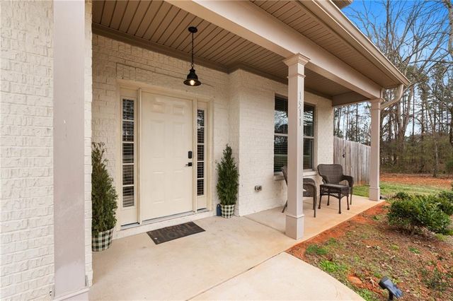 1511 New Hope Road, Locust Grove, GA 30248