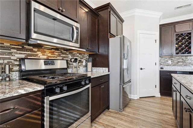 9317 Gates RD, Suffolk, VA 23437