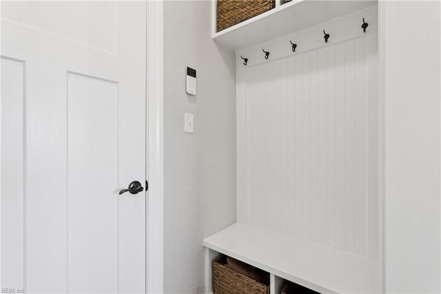 9317 Gates RD, Suffolk, VA 23437