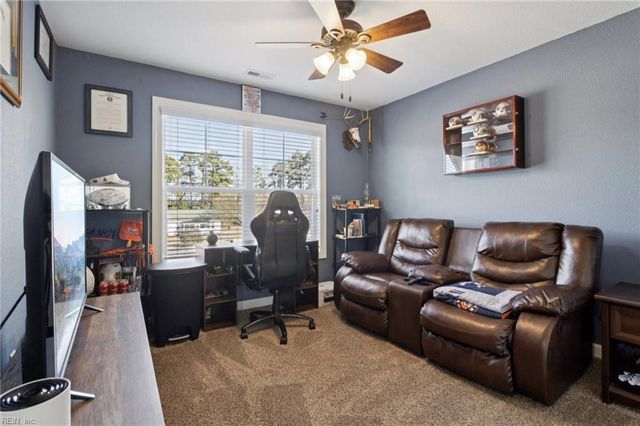 9317 Gates RD, Suffolk, VA 23437