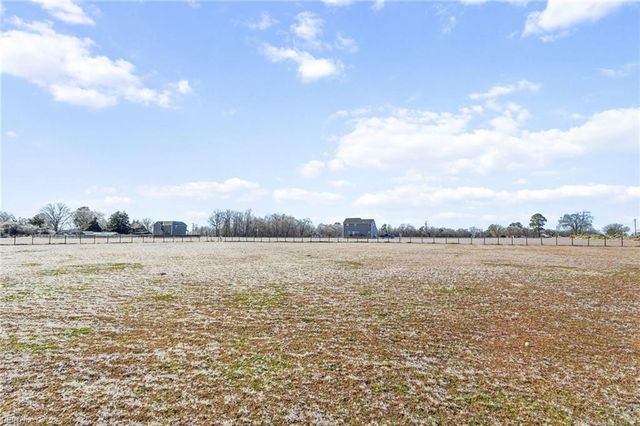 9317 Gates RD, Suffolk, VA 23437