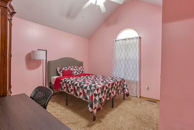 2504 E Verona Street, Springfield, MO 65804