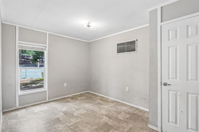 1756 County Road 3479a, Cleveland, TX 77327
