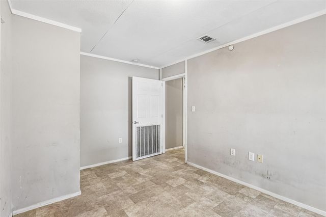 1756 County Road 3479a, Cleveland, TX 77327