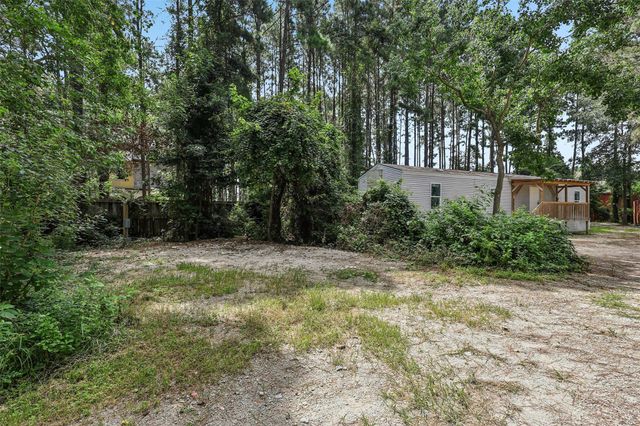 1756 County Road 3479a, Cleveland, TX 77327