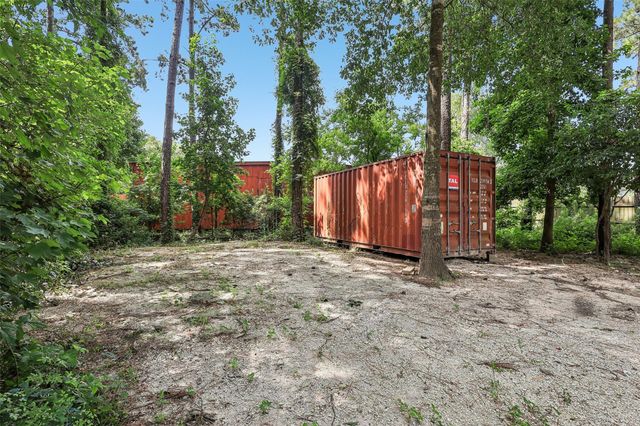 1756 County Road 3479a, Cleveland, TX 77327
