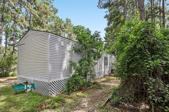 1756 County Road 3479a, Cleveland, TX 77327