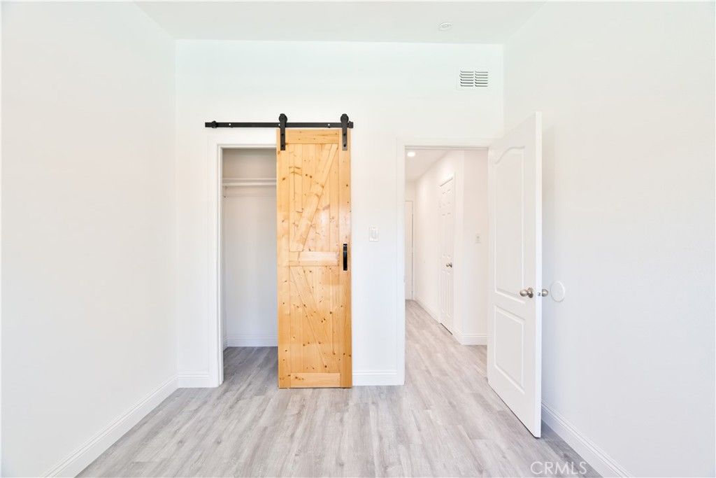 Image 13 of property listing at 1039 W Avenue J-14, Lancaster, CA 93534