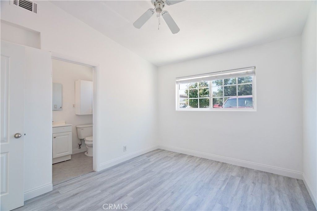 Image 22 of property listing at 1039 W Avenue J-14, Lancaster, CA 93534