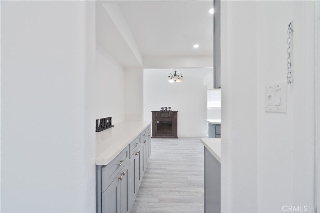 Image 28 of property listing at 1039 W Avenue J-14, Lancaster, CA 93534