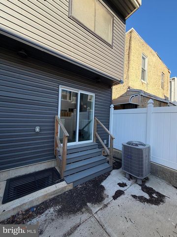 2218 W MASTER ST, Philadelphia, PA 19121