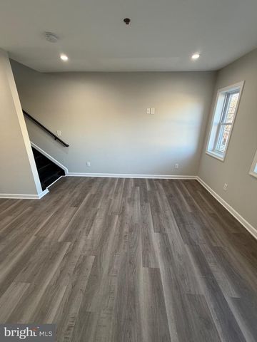 2218 W MASTER ST, Philadelphia, PA 19121