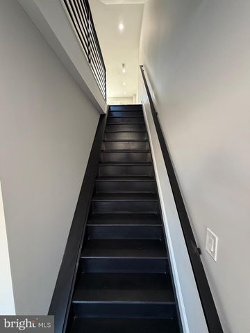 2218 W MASTER ST, Philadelphia, PA 19121