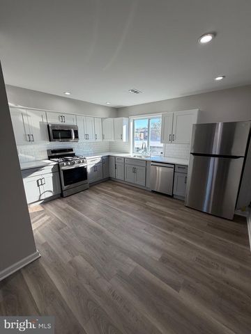 2218 W MASTER ST, Philadelphia, PA 19121