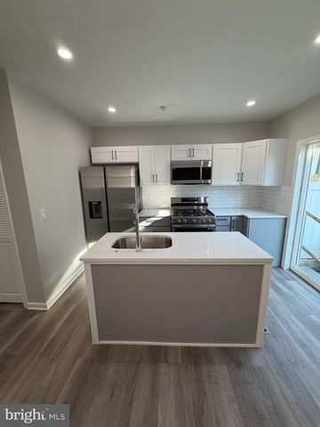 2218 W MASTER ST, Philadelphia, PA 19121