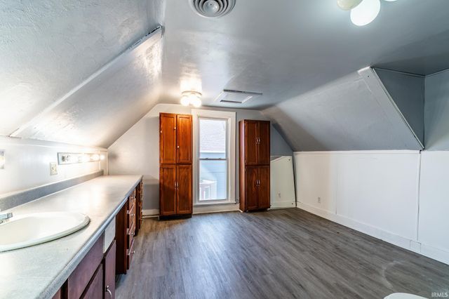 729 E Franklin Street, Huntington, IN 46750