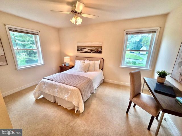 124 MOORE DR, Media, PA 19063