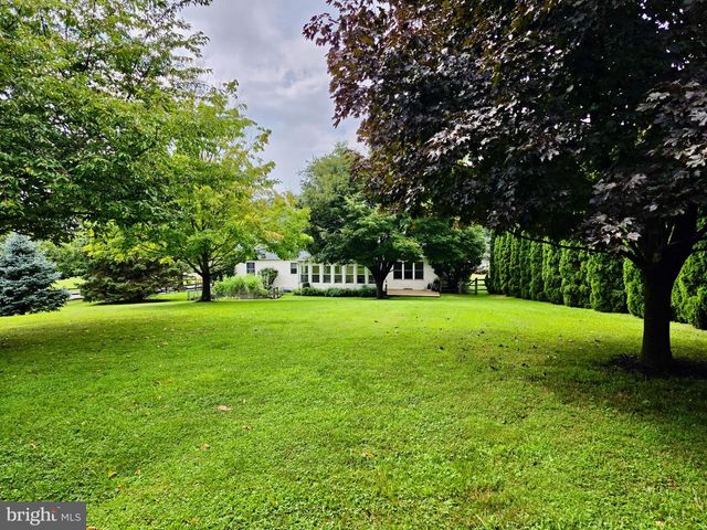 124 MOORE DR, Media, PA 19063
