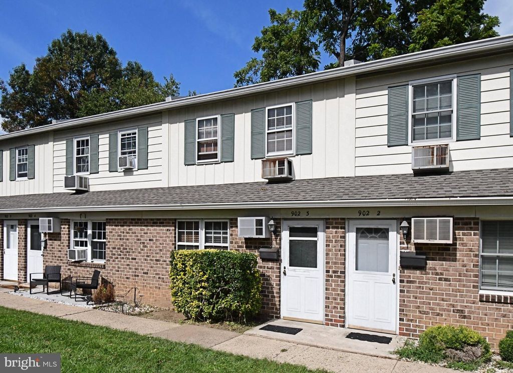 902 N YORK #3, WILLOW GROVE, PA 19090 — exterior