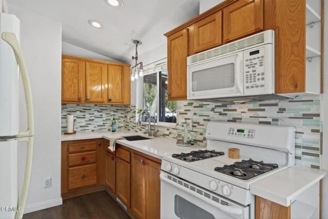 9097 N Ventura 1, Ventura, CA 93001