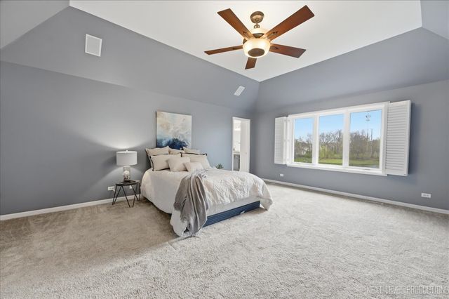 2595 Ginger Woods Drive, Aurora, IL 60502