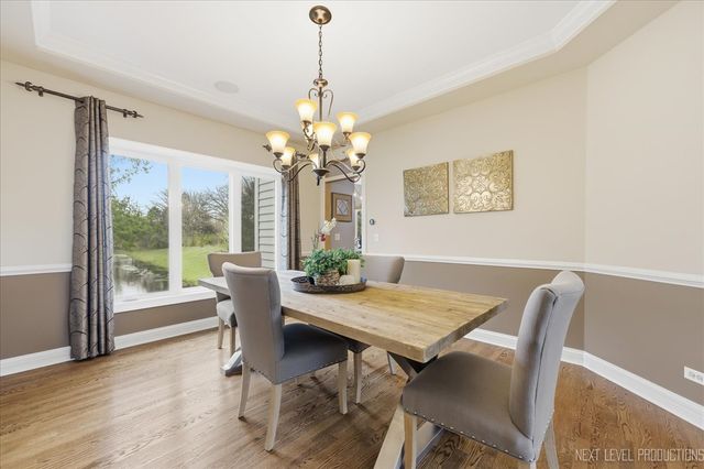 2595 Ginger Woods Drive, Aurora, IL 60502