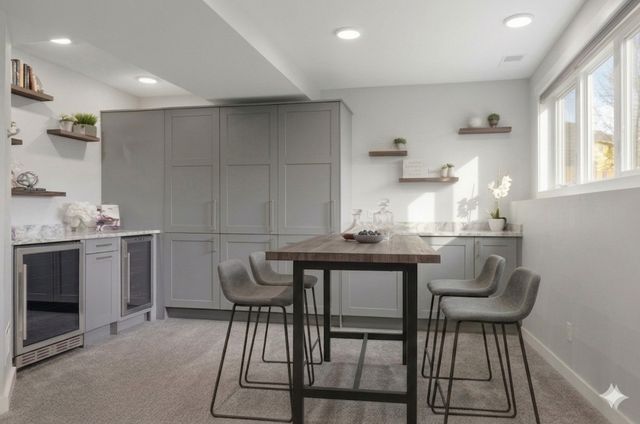 2595 Ginger Woods Drive, Aurora, IL 60502