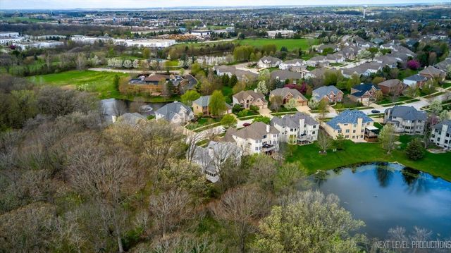 2595 Ginger Woods Drive, Aurora, IL 60502