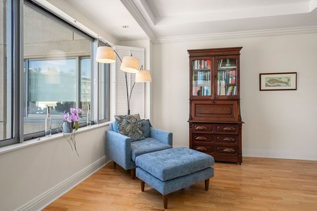 1 Huntington Ave 807, Boston, MA 02116