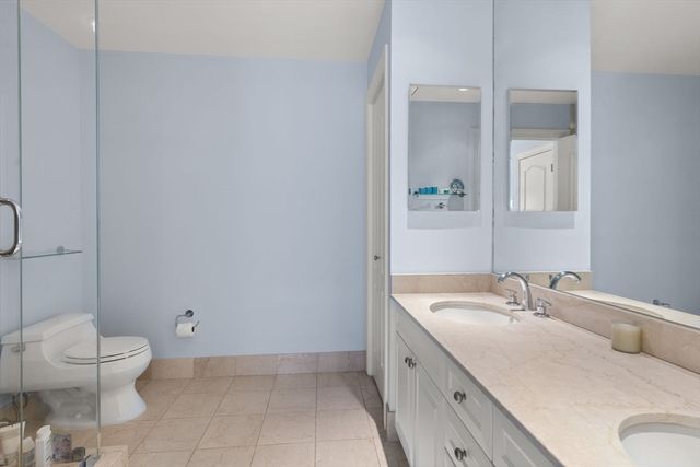 1 Huntington Ave 807, Boston, MA 02116