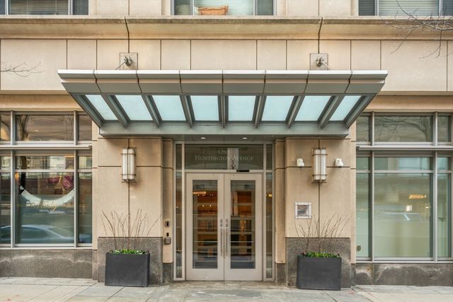 1 Huntington Ave 807, Boston, MA 02116