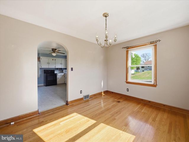313 S 1ST ST, Mc Connellsburg, PA 17233