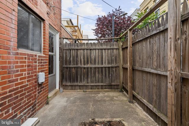 1823 S HICKS ST, Philadelphia, PA 19145