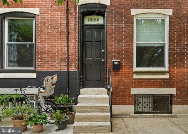 1823 S HICKS ST, Philadelphia, PA 19145