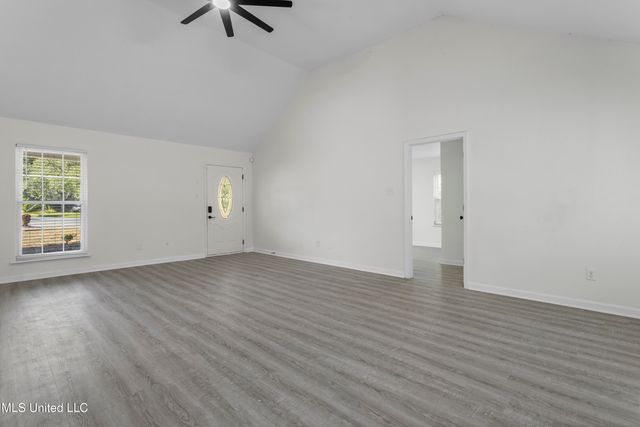 6900 Red Bud Lane, Ocean Springs, MS 39564