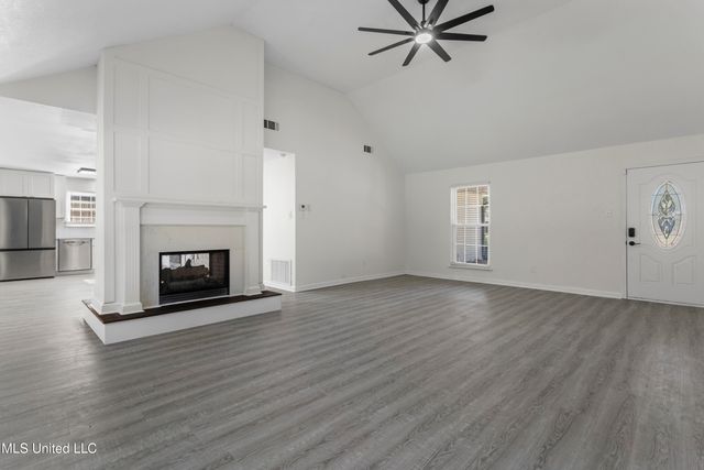 6900 Red Bud Lane, Ocean Springs, MS 39564
