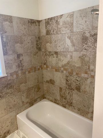 512 Wilmington Drive, Bellaire, TX 77401