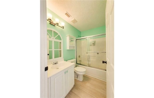 1365 26 Avenue SW, Vero Beach, FL 32962
