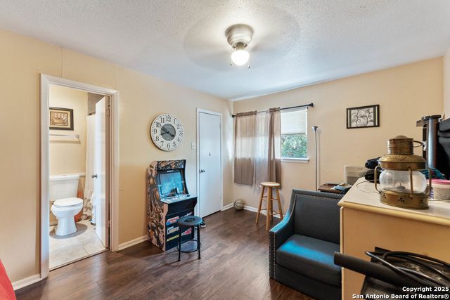 6611 Southpoint St Unit B124, San Antonio, TX 78229