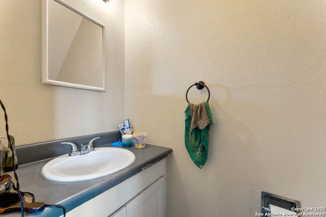 6611 Southpoint St Unit B124, San Antonio, TX 78229